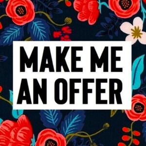 MAKE ME AN OFFER I CANT REFUSE 🌹All in this listing are available!